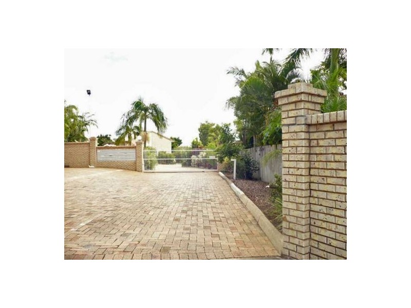 U7 /99 Barbaralla Drive, Springwood QLD 4127