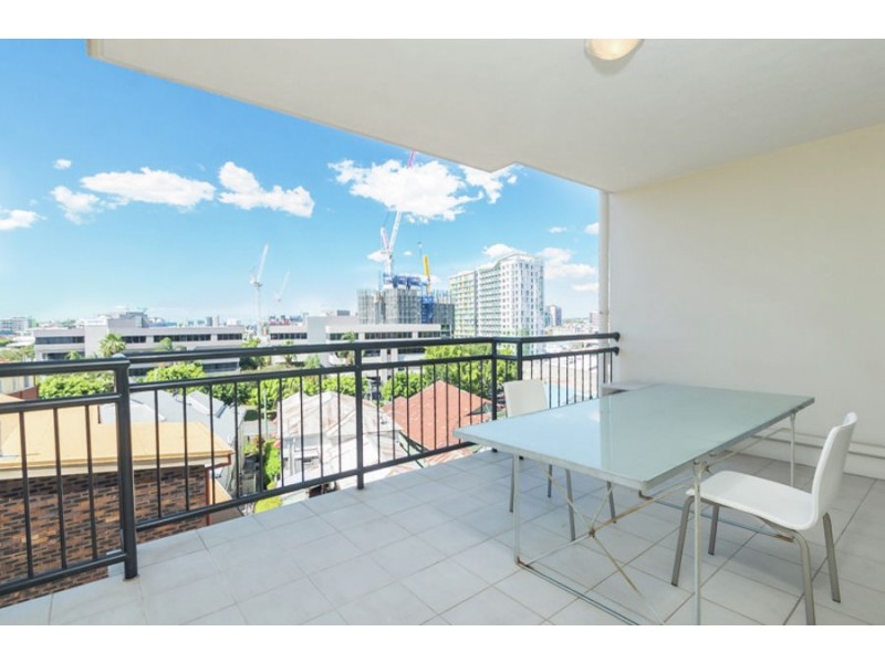 14/451 Gregory Terrace, Spring Hill QLD 4000