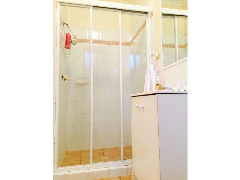 11/19 Island St, Cleveland QLD 4163