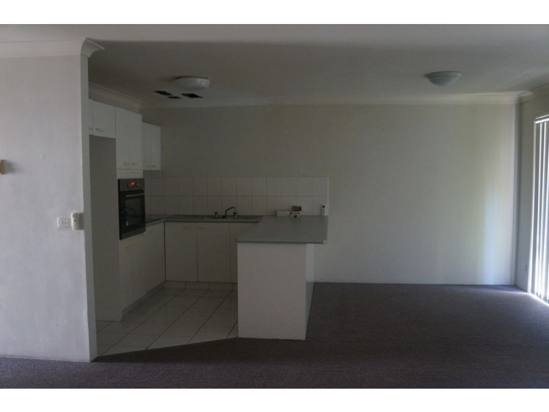 20 Huth Street, Labrador QLD 4215
