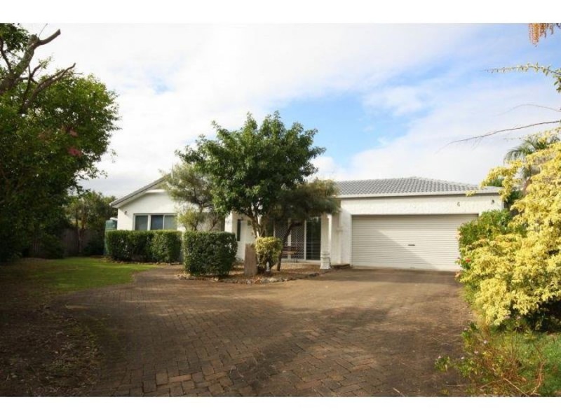 6 Dove Tree Cre, Sinnamon Park QLD 4073