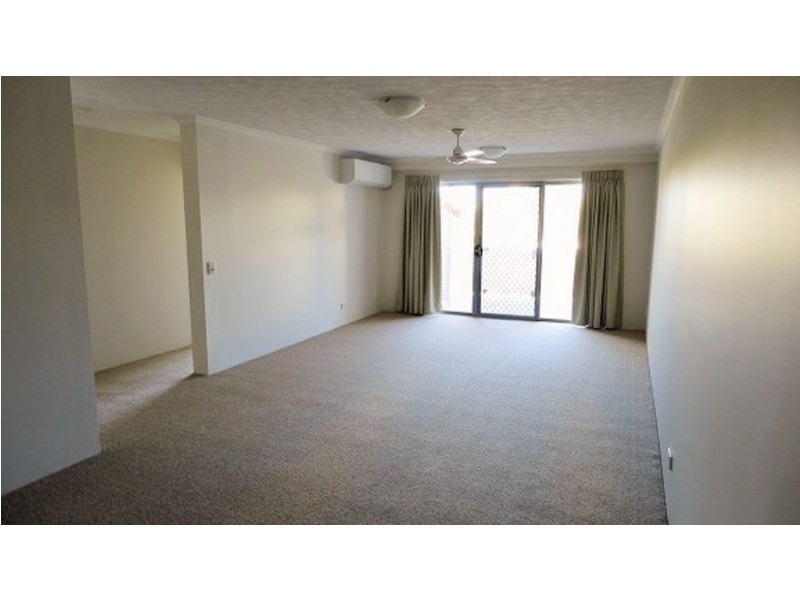 8-10 Ahern Street, Labrador QLD 4215