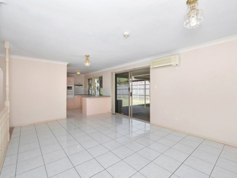 1 Cottonwood Cres, Calamvale QLD 4116