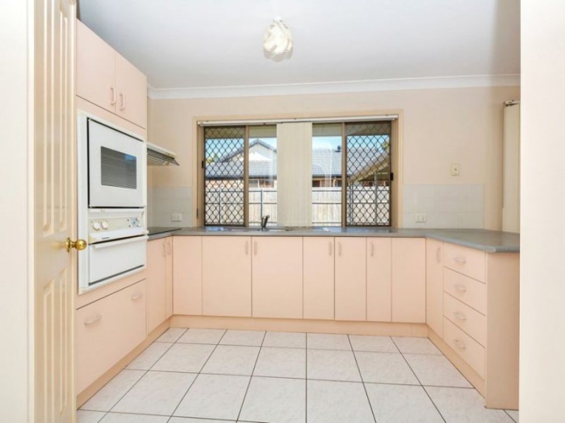1 Cottonwood Cres, Calamvale QLD 4116