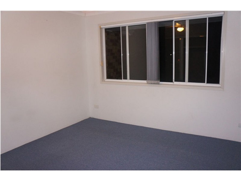 20 Huth Street, Labrador QLD 4215