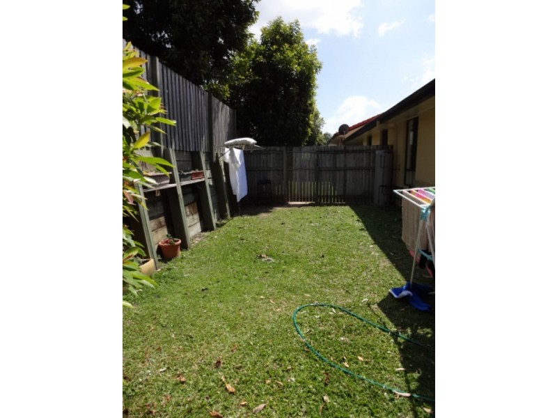 20* BROWN STREET, Labrador QLD 4215