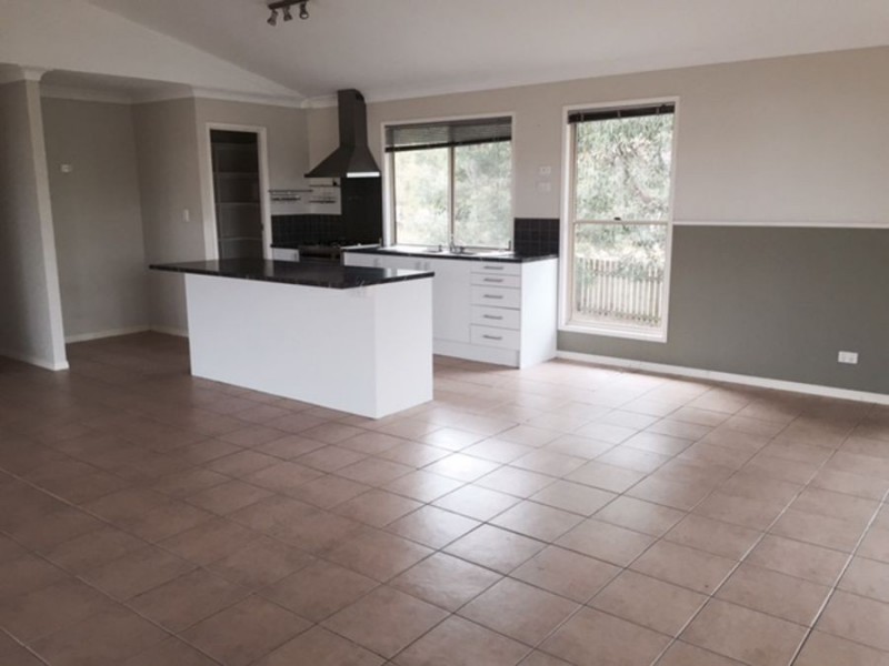 19 Short St, Boronia Heights QLD 4124