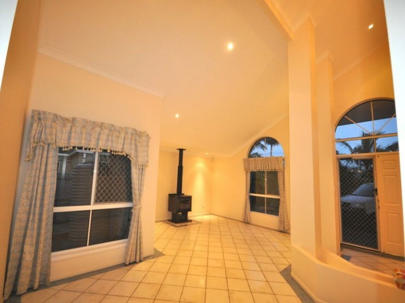 Robertson QLD 4109
