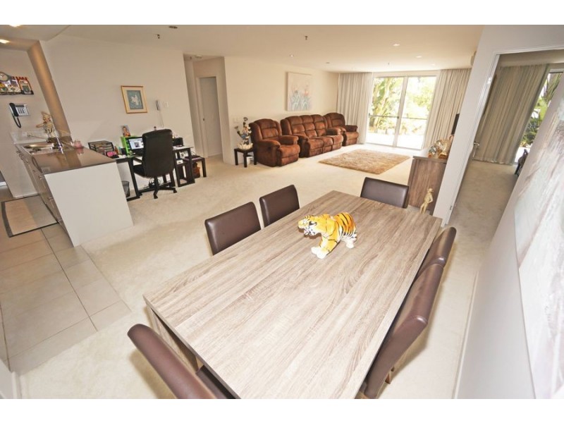 2 Activa Way, Hope Island QLD 4212