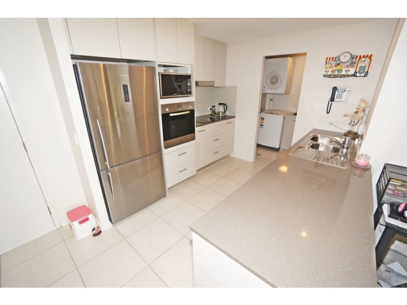 2 Activa Way, Hope Island QLD 4212