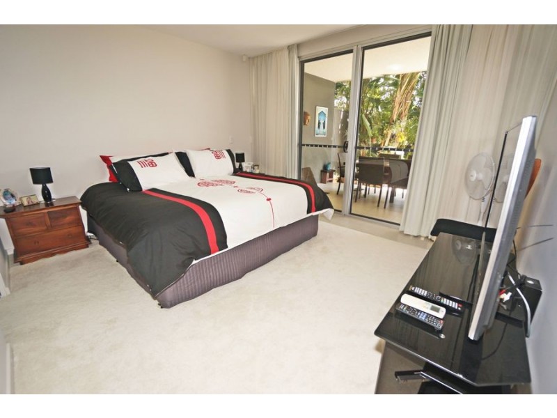 2 Activa Way, Hope Island QLD 4212
