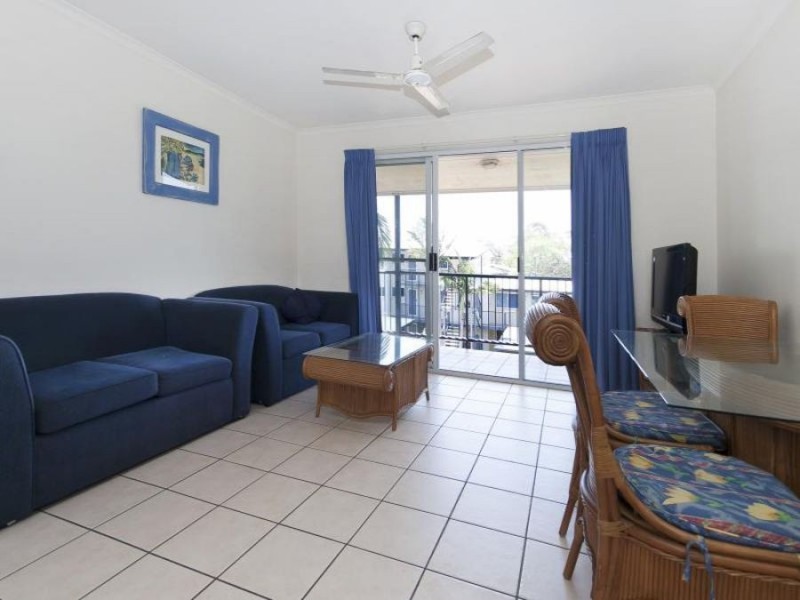 44 66 University Drive, Meadowbrook QLD 4131