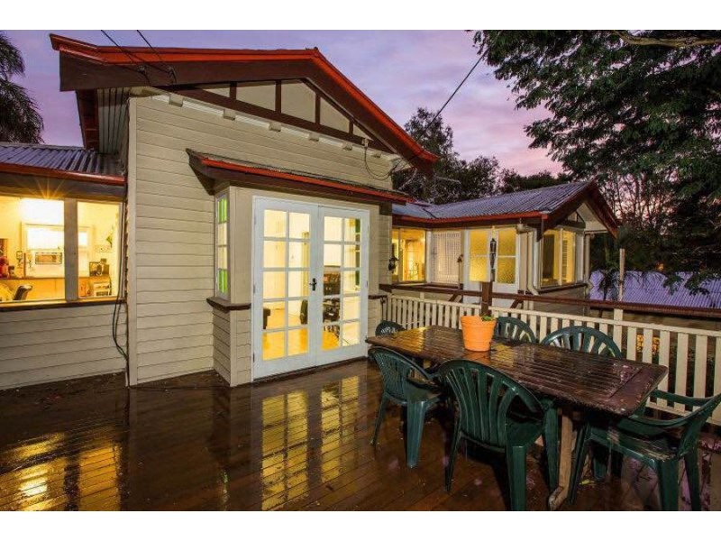 11/11 cottenham st, Fairfield QLD 4103