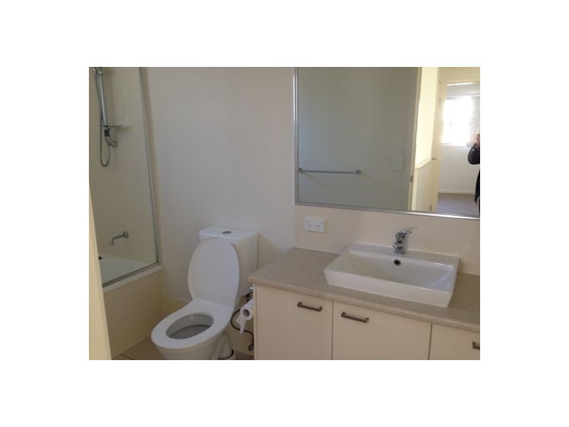 Unit 4 /115 Todds Rd, Lawnton QLD 4501
