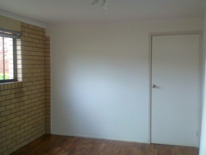 11 Warrington st, Robertson QLD 4109