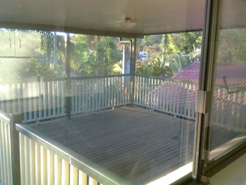 11 Warrington st, Robertson QLD 4109