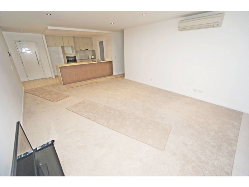 2 Activa Way, Hope Island QLD 4212