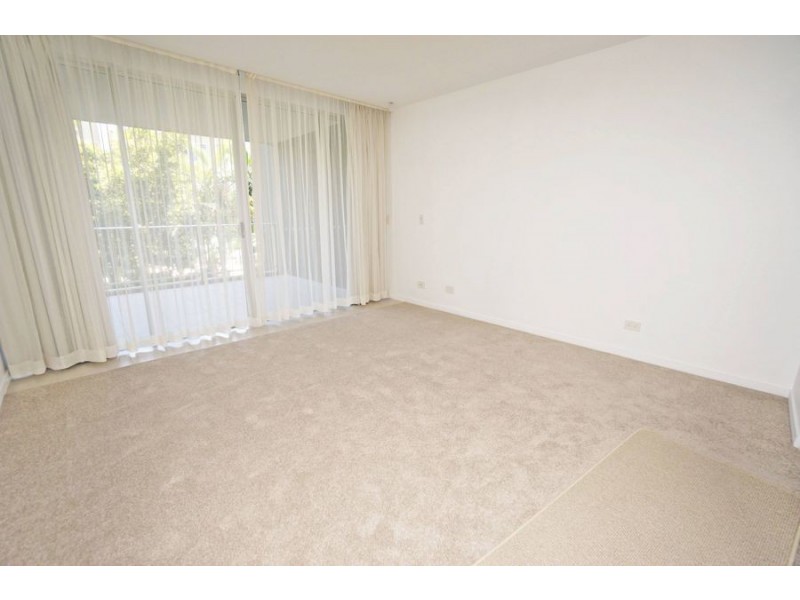 2 Activa Way, Hope Island QLD 4212