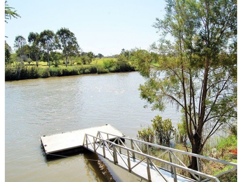 15 danyenah st, Loganholme QLD 4129