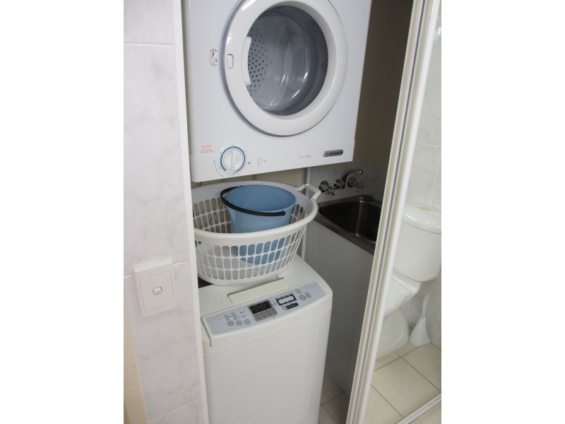 208 9 Murrajong Road, Springwood QLD 4127