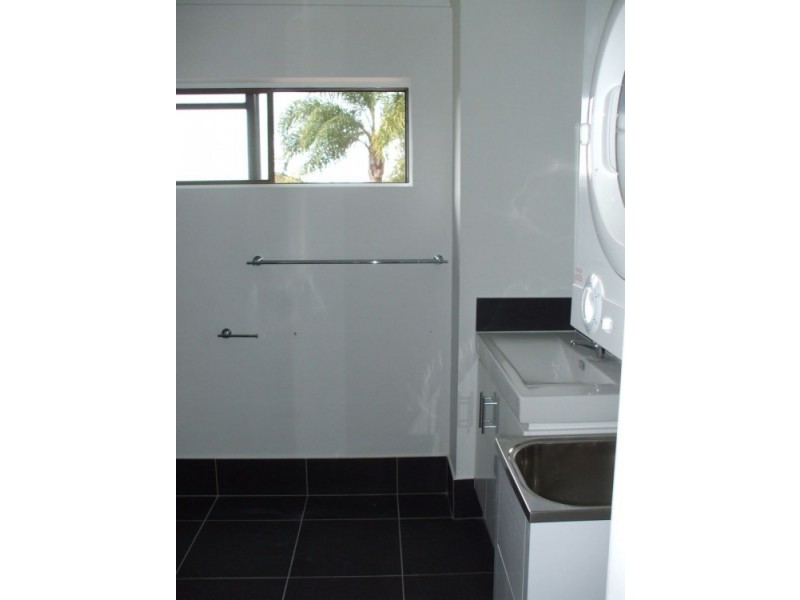 u76/22 Barbet Place, Burleigh Waters QLD 4220