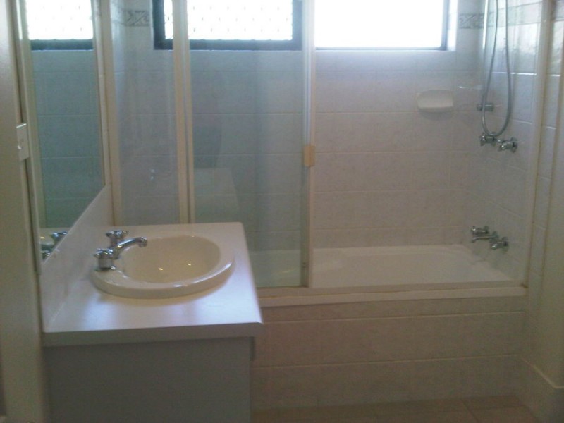 160 Chesterfield Cres, Kuraby QLD 4112