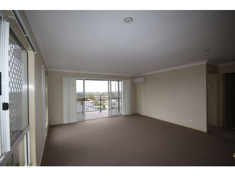 22/19 Gumtree Crescent, Upper Coomera QLD 4209