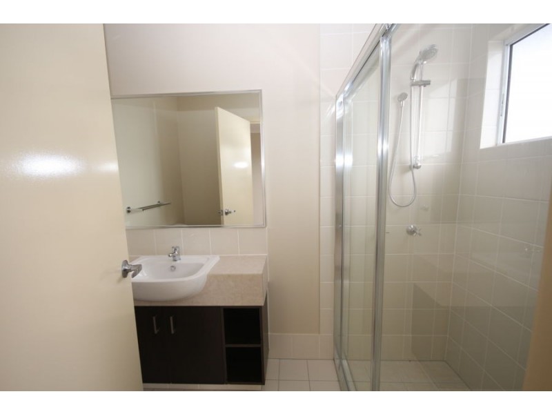 22/19 Gumtree Crescent, Upper Coomera QLD 4209