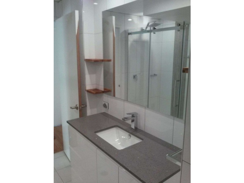 20 77 Brighton Parade, Southport QLD 4215