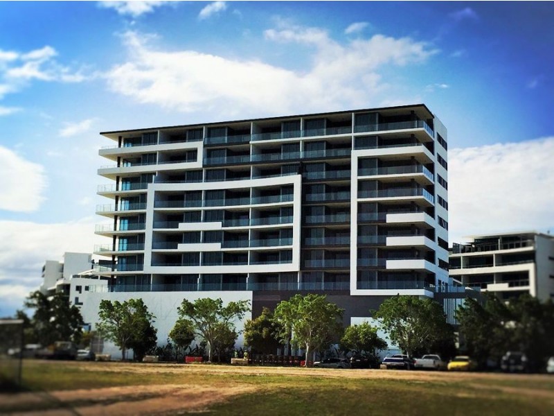 204/43 Harbour Town Drive, Biggera Waters QLD 4216