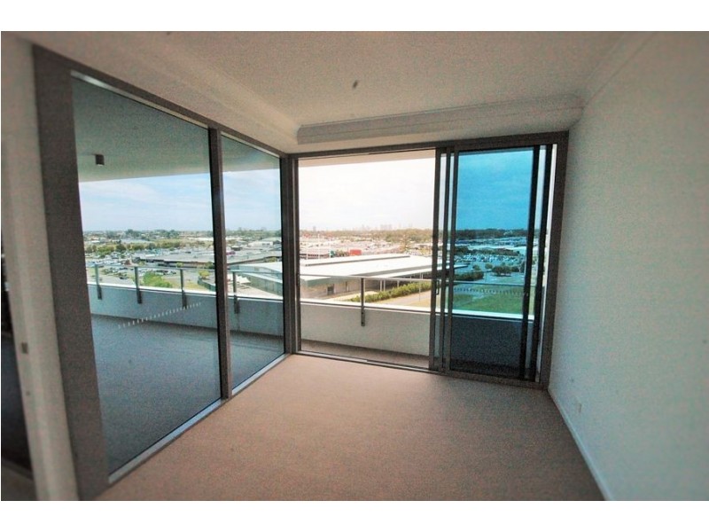 204/43 Harbour Town Drive, Biggera Waters QLD 4216