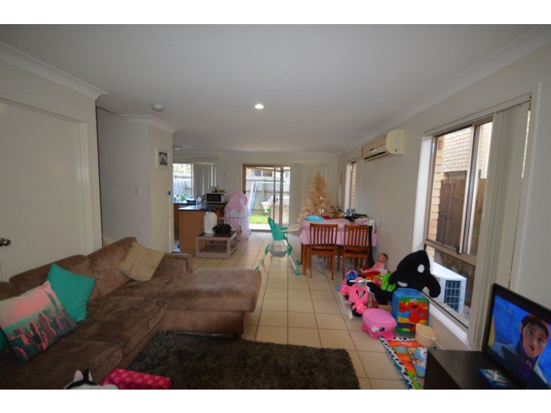 17 Cunningham St, Deception Bay QLD 4508