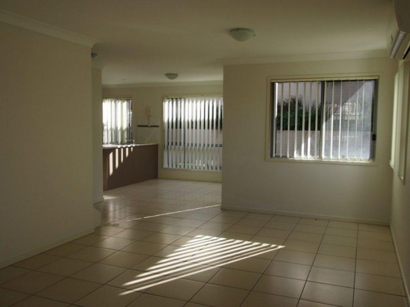 D-/ 2 Toohey Street, Pacific Pines QLD 4211