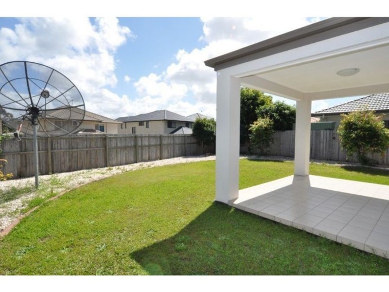 4 Corymbia Way, Molendinar QLD 4214