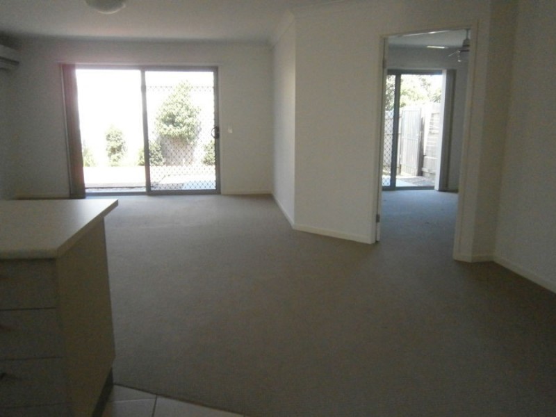 K 001 Duffield Rd, Kallangur QLD 4503