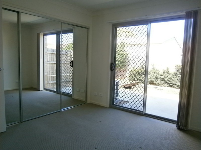 K 001 Duffield Rd, Kallangur QLD 4503