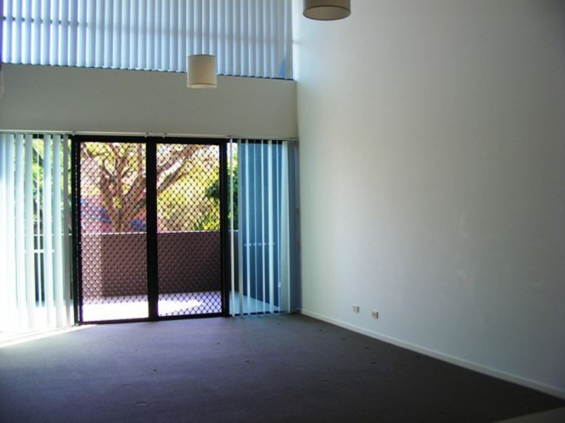 25-33 Dix Street, Redcliffe QLD 4020