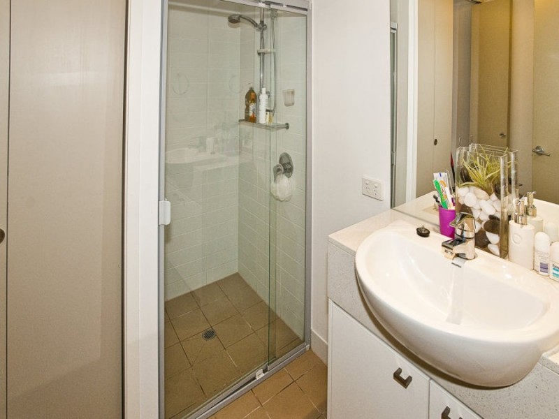 25-33 Dix Street, Redcliffe QLD 4020