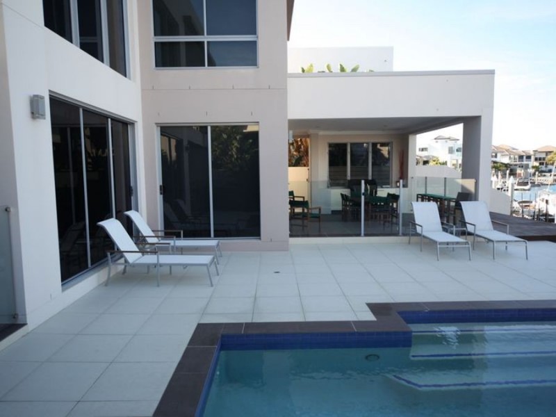 Paradise Point QLD 4216