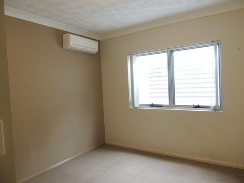 14 Le Grand Street, Macgregor QLD 4109