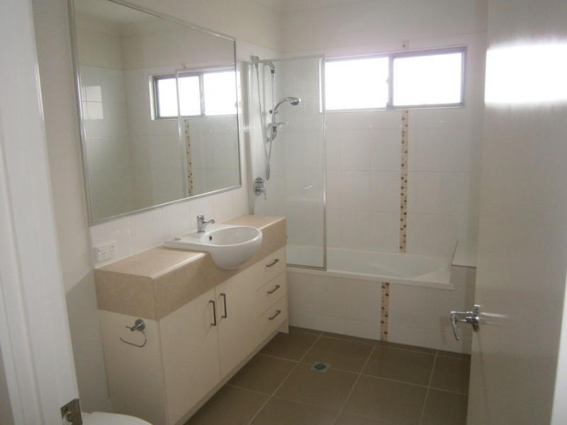 K-109 Duffield Rd, Kallangur QLD 4503