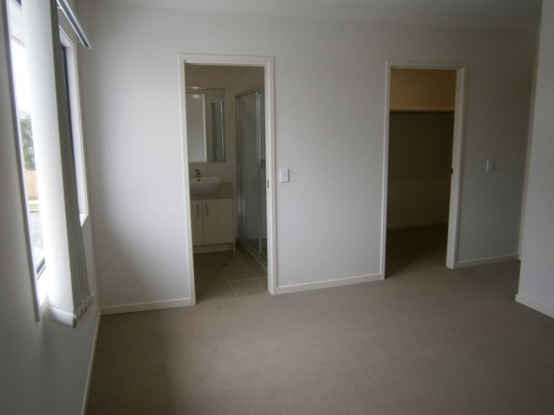 K-109 Duffield Rd, Kallangur QLD 4503