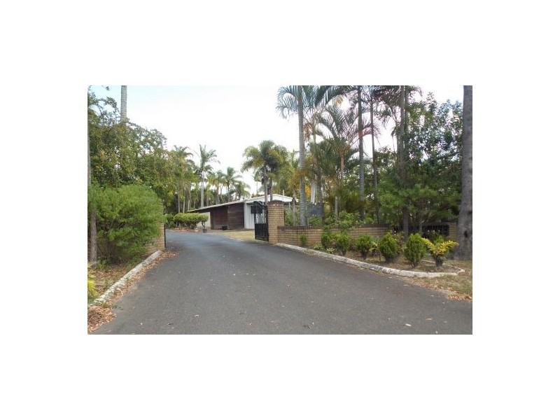 201 Deception Bay Rd, Deception Bay QLD 4508