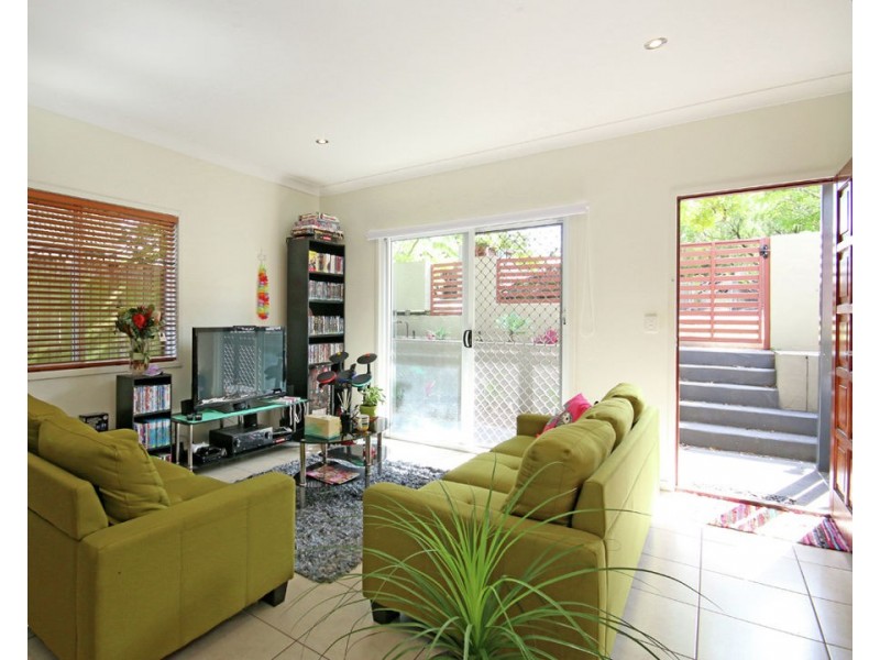 63 Monmouth St, Morningside QLD 4170
