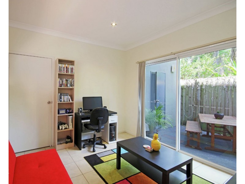 63 Monmouth St, Morningside QLD 4170