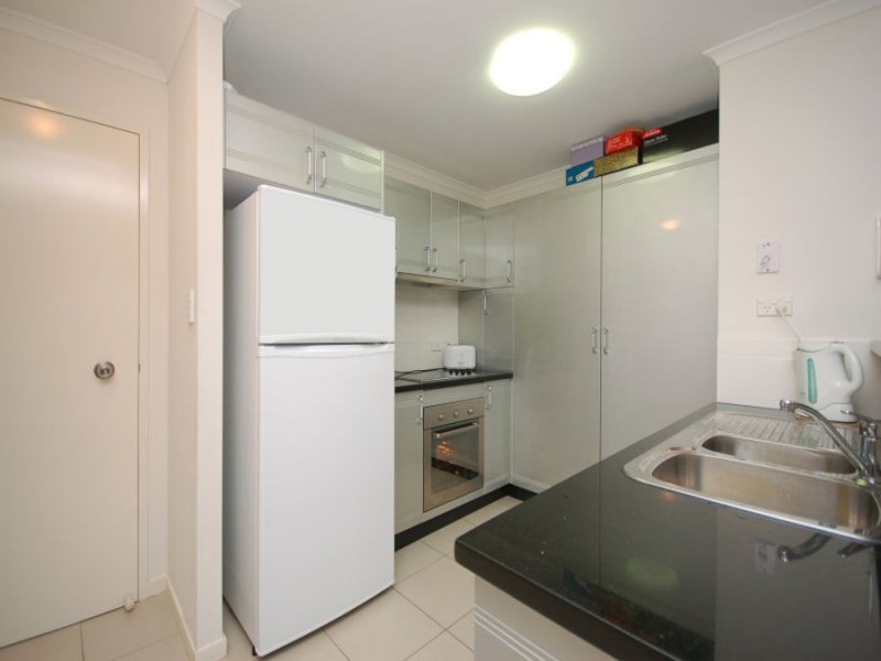 U26 / 9-11 Manning Street, South Brisbane QLD 4101
