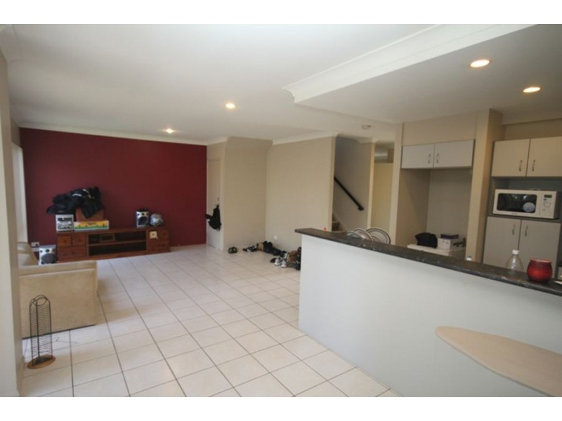 74/1 Sauvignon Parade, Upper Coomera QLD 4209