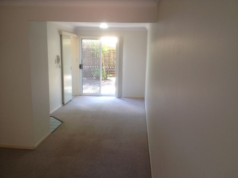33 72 Springwood Rd, Rochedale South QLD 4123