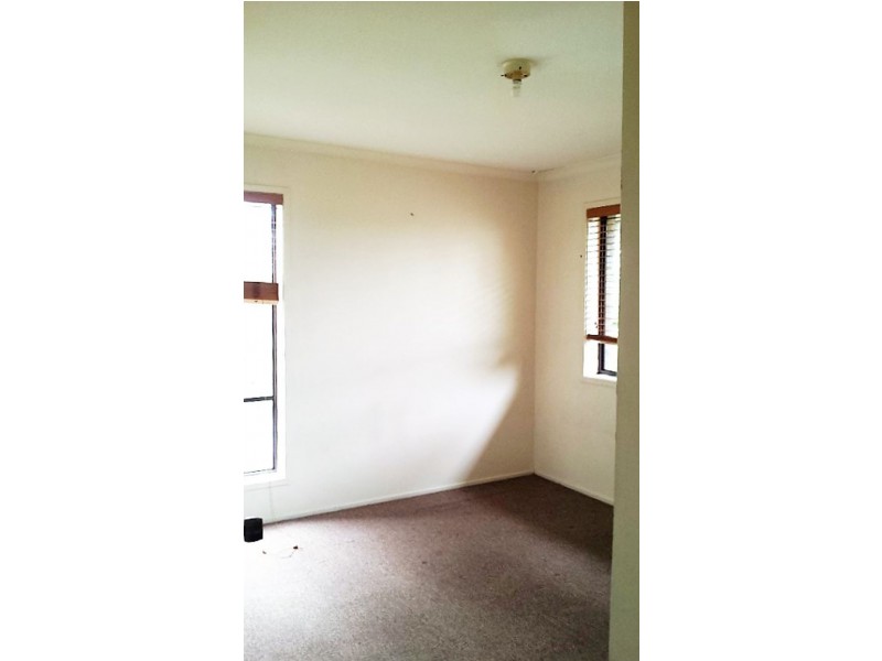 Unit 3 283 Kingston Rd, Logan Central QLD 4114