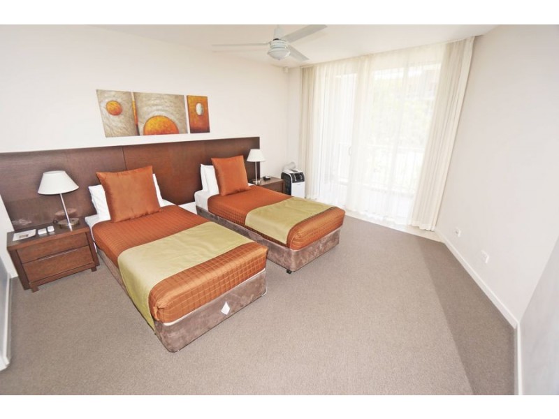 2 Activa Way, Hope Island QLD 4212
